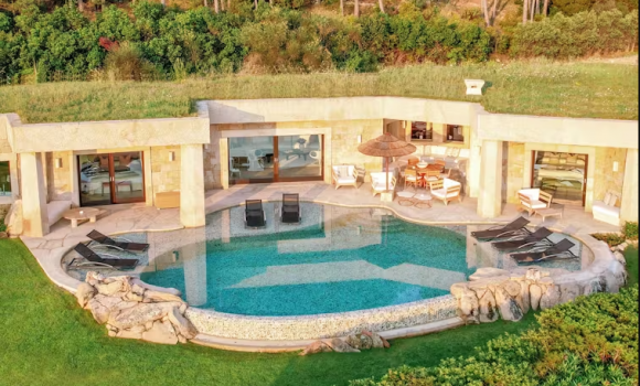 Вілла Pitrizza з 3 спальнями та басейном