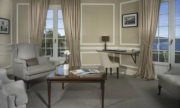 Покращений люкс з видом на море