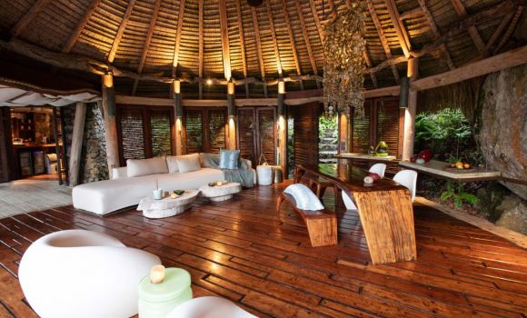 Вілла та студія на березі моря