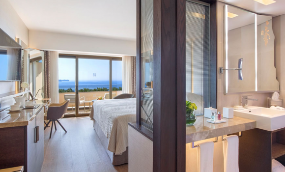 Номер superior з видом на море