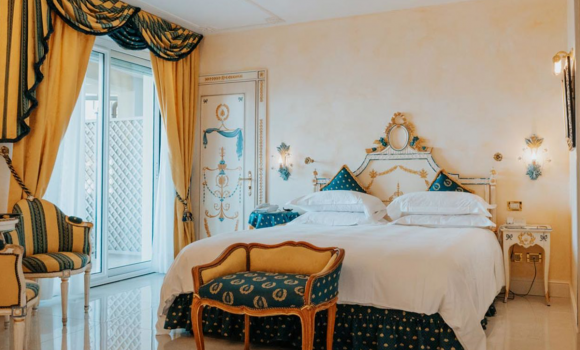 Вілла Делюкс Амінтіна