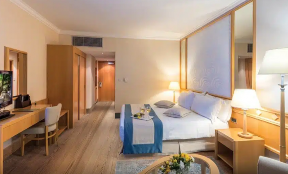 Напівлюкси