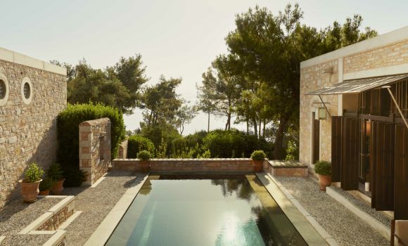 Pool Pavilion Partial Sea View