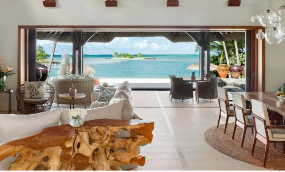 Пляжна вілла Shangri-La з трьома спальнями