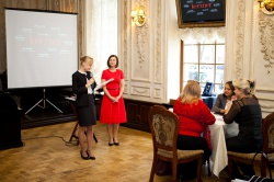 Керзнер міжнародних партнерів та апос; нагорода