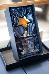 Керзнер міжнародних партнерів та апос; нагорода