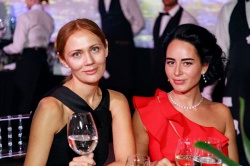 25 лет вместе: годовщина Yana Luxury Travel