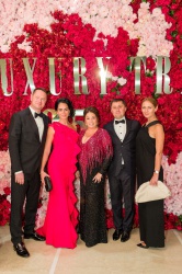 25 лет вместе: годовщина Yana Luxury Travel