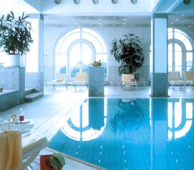 Фото Steigenberger Grandhotel Petersberg 9