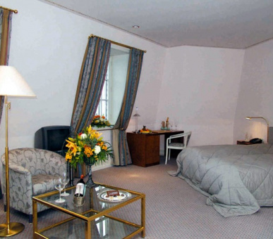 Фото Steigenberger Grandhotel Petersberg 1