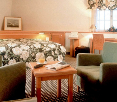 Фото Steigenberger Grandhotel Petersberg 21