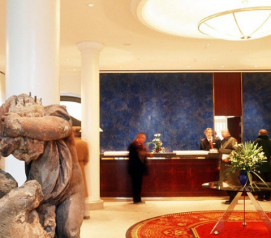 Фото Hotel Taschenbergpalais Kempinski 4