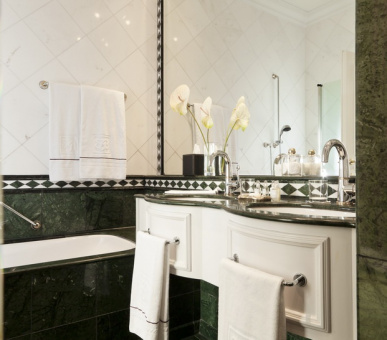 Фото Grandhotel Schloss Bensberg (Германия, Замки) 24