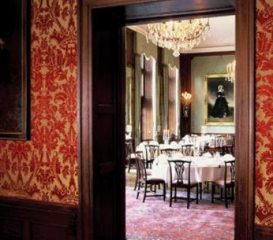 Картинка Schlosshotel Kronberg 9 Фото Schlosshotel Kronberg 9