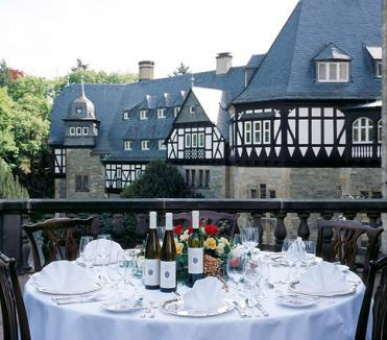 Картинка Schlosshotel Kronberg 1 Фото Schlosshotel Kronberg 1