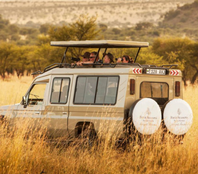 Фото Four Seasons Safari Lodge (Танзания, Национальный парк Серенгети) 18