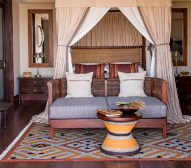 Фото Four Seasons Safari Lodge (Танзания, Национальный парк Серенгети) 4