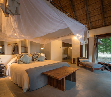 Картинка Luangwa River Lodge (Замбия, Национальный парк Южная Луангва) 11 Фото Luangwa River Lodge (Замбия, Национальный парк Южная Луангва) 11
