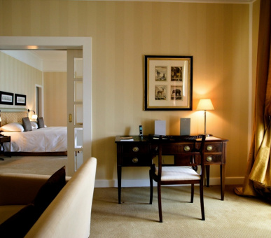 Фото Hotel des Trois Couronnes (Швейцария, Веве) 28