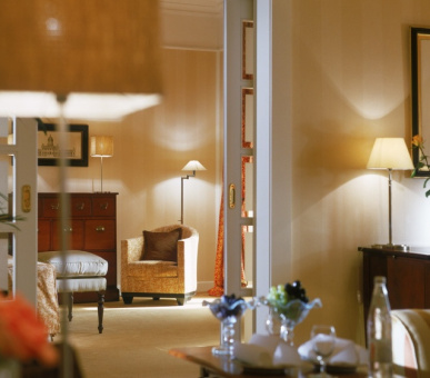 Фото Hotel des Trois Couronnes (Швейцария, Веве) 30