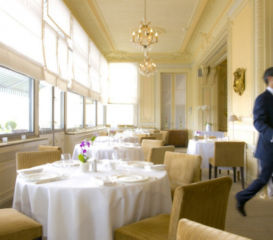 Фото Hotel des Trois Couronnes (Швейцария, Веве) 32