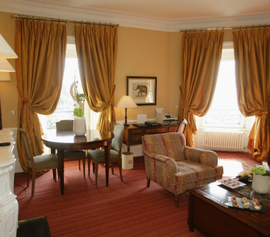 Фото Hotel des Trois Couronnes (Швейцария, Веве) 21