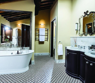 Картинка Castello di Casole 6 Фото Castello di Casole 6