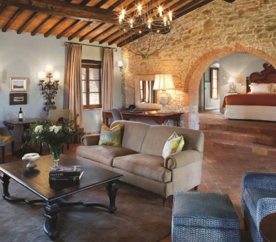 Картинка Castello di Casole 10 Фото Castello di Casole 10