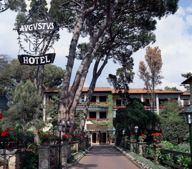 Фото Augustus (Италия, Форте дей Марми) 2