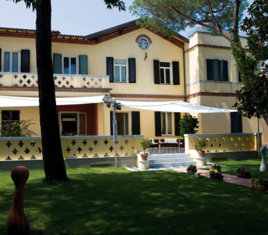 Картинка Byron (Италия, Форте дей Марми) 14 Фото Byron (Италия, Форте дей Марми) 14