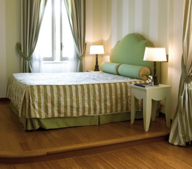 Картинка Byron (Италия, Форте дей Марми) 23 Фото Byron (Италия, Форте дей Марми) 23