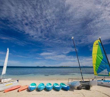 Фото Castaway Island Resort 24