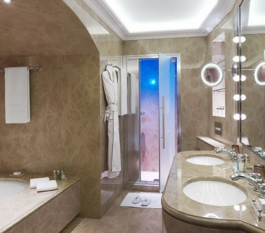 Фото Chateau Saint-Martin  15