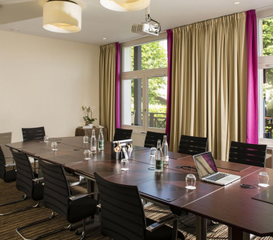 Картинка Evian Royal (Франция, Эвиан) 19 Фото Evian Royal (Франция, Эвиан) 19