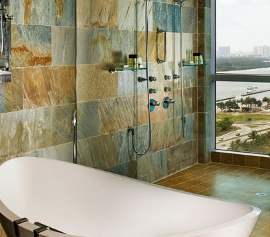 Фото One Bal Harbour Resort  36