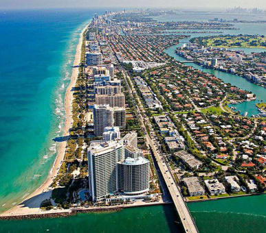 Фото One Bal Harbour Resort  1