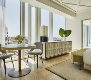 Фото Four Seasons Hotel at he Surf Club 3