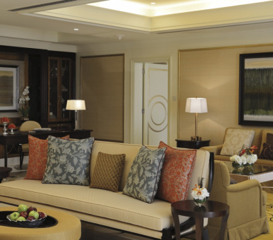 Картинка The Ritz Carlton Abu Dhabi Grand Canal (ОАЭ, Абу-Даби) 24 Фото The Ritz Carlton Abu Dhabi Grand Canal (ОАЭ, Абу-Даби) 24