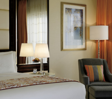 Картинка The Ritz Carlton Abu Dhabi Grand Canal (ОАЭ, Абу-Даби) 2 Фото The Ritz Carlton Abu Dhabi Grand Canal (ОАЭ, Абу-Даби) 2