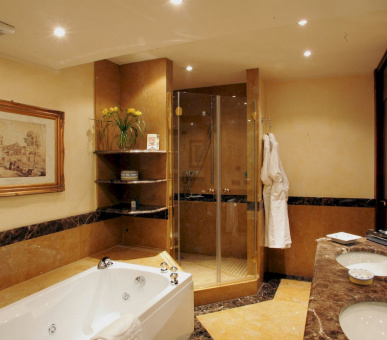 Фото Swiss Diamond Hotel Olivella (Швейцария, Моркоте) 2