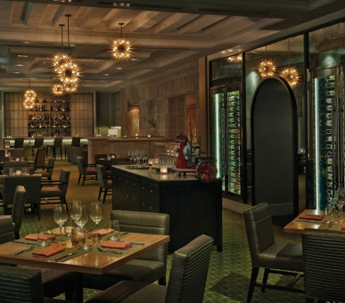 Фото Four Seasons Resort Palm Beach 8