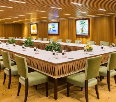 Картинка Royal Halong Hotel (Вьетнам, Залив Халонг) 21 Фото Royal Halong Hotel (Вьетнам, Залив Халонг) 21