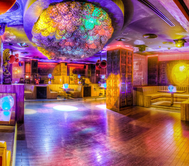 Фото Jumeirah Beach Hotel (Дубаи, Джумейра) 2