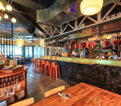 Фото Jumeirah Beach Hotel (Дубаи, Джумейра) 55