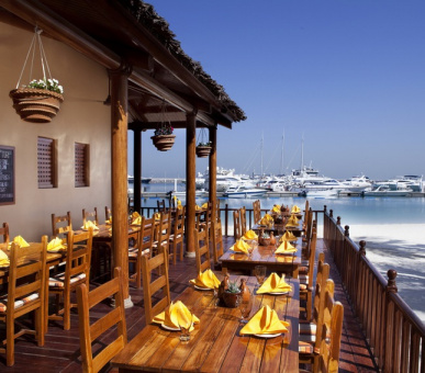 Фото Jumeirah Beach Hotel (Дубаи, Джумейра) 31