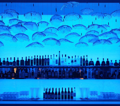 Картинка One 87 Фото One 87