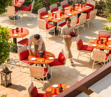 Фото Four Seasons Resort Dubai at Jumeirah Beach (Дубаи, Джумейра) 18