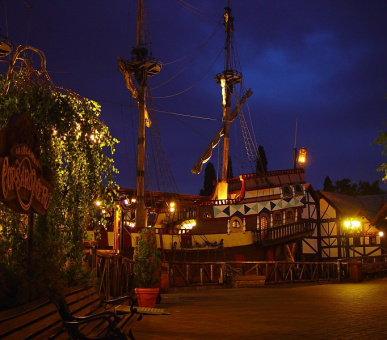 Фото Gardaland (Озеро Гарда, Парки развлечений) 12