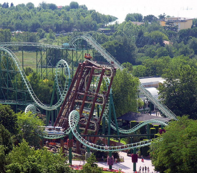 Фото Gardaland (Озеро Гарда, Парки развлечений) 7