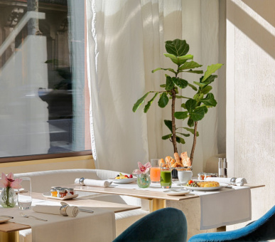 Картинка The One 28 Фото The One 28